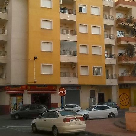 Torrevieja-Lugomar Apartment Luaran gambar